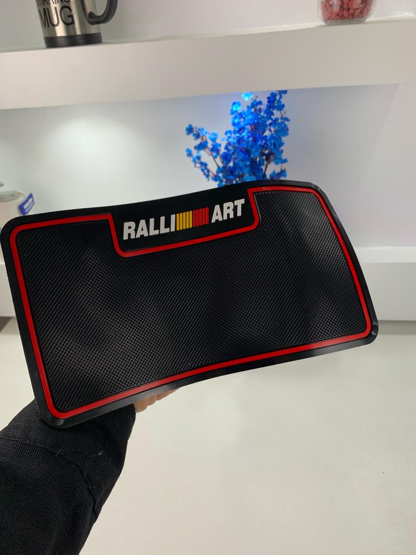 بساط مضاد للانزلاق للسيارة – RALLI ART