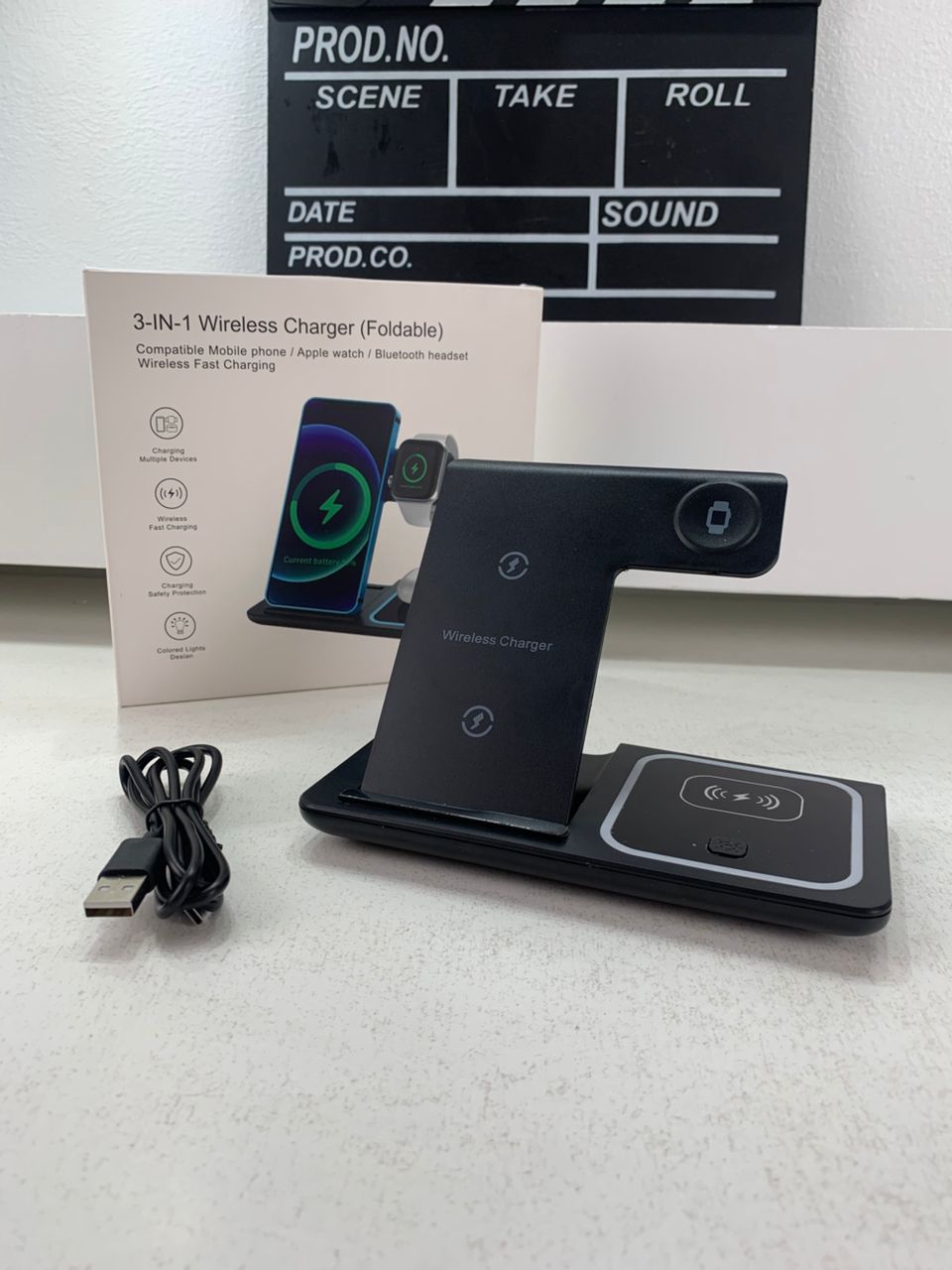 قاعدة شحن لاسلكية 3 في 1